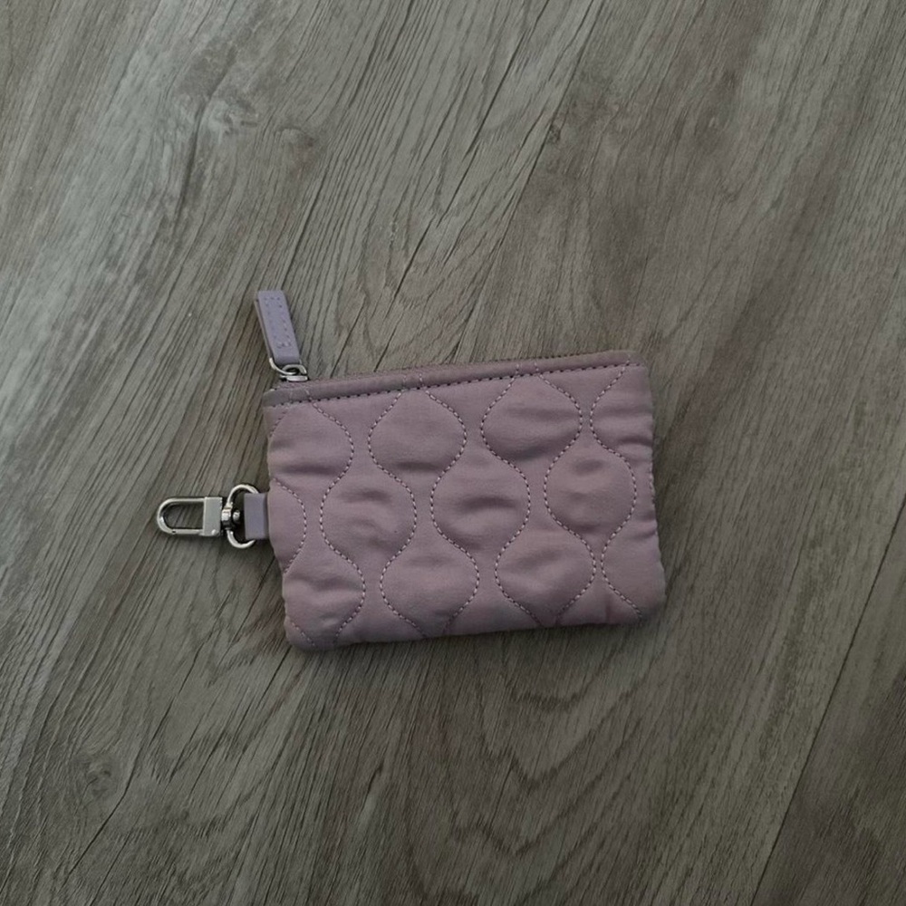 H&M Quilted Lilac Zip Pouch | Card Holder Wallet | Clip-On - Picture 2 of 5